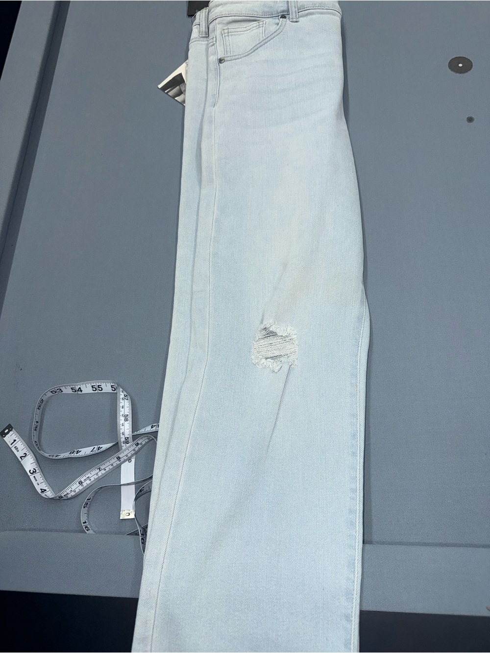 Kendall & Kylie Light Wash Distressed Jeans - Picture 5 of 5